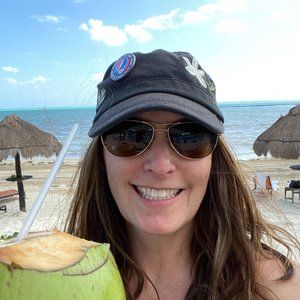 Meet your Posher, Monti